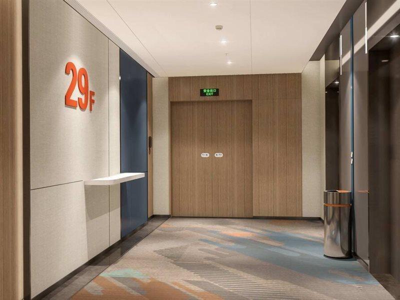 Holiday Inn Express Nanning Jiangnan By Ihg Εξωτερικό φωτογραφία
