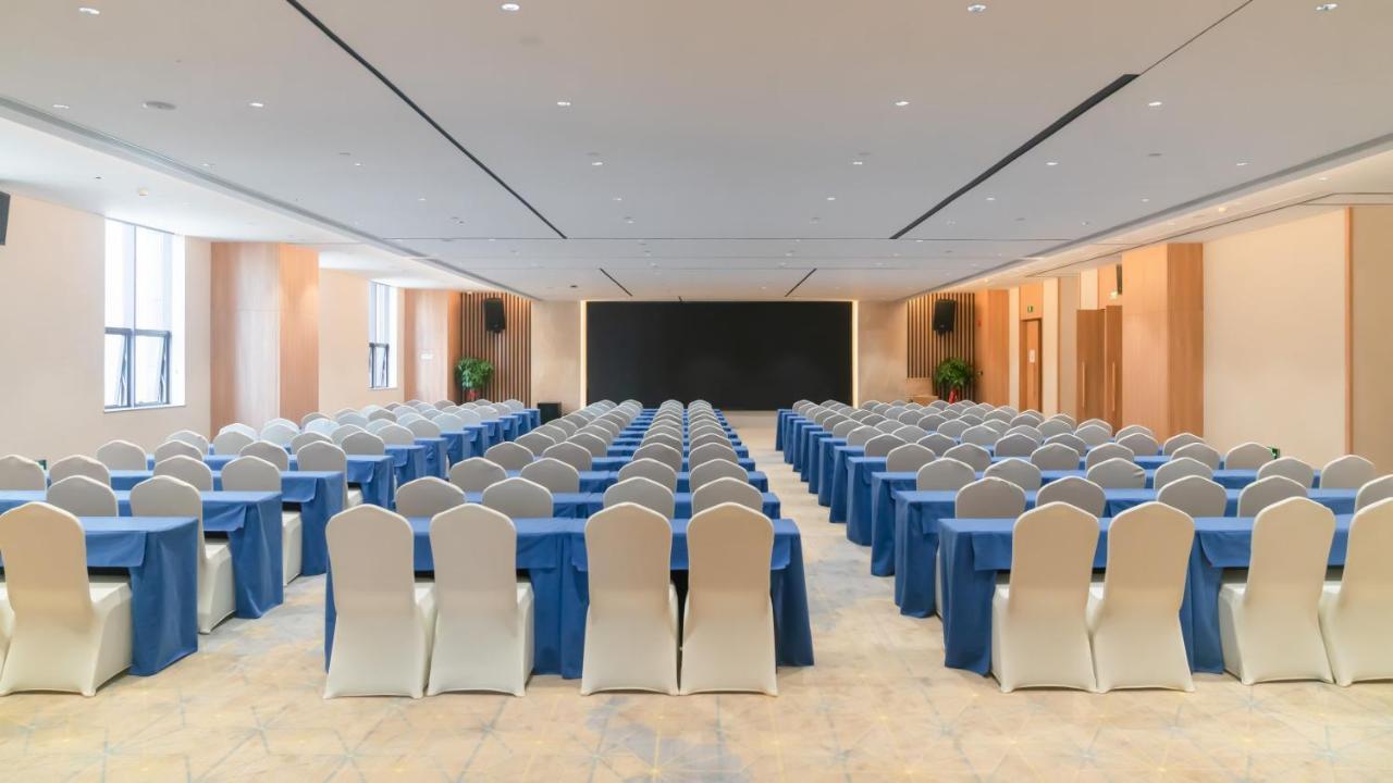 Holiday Inn Express Nanning Jiangnan By Ihg Εξωτερικό φωτογραφία