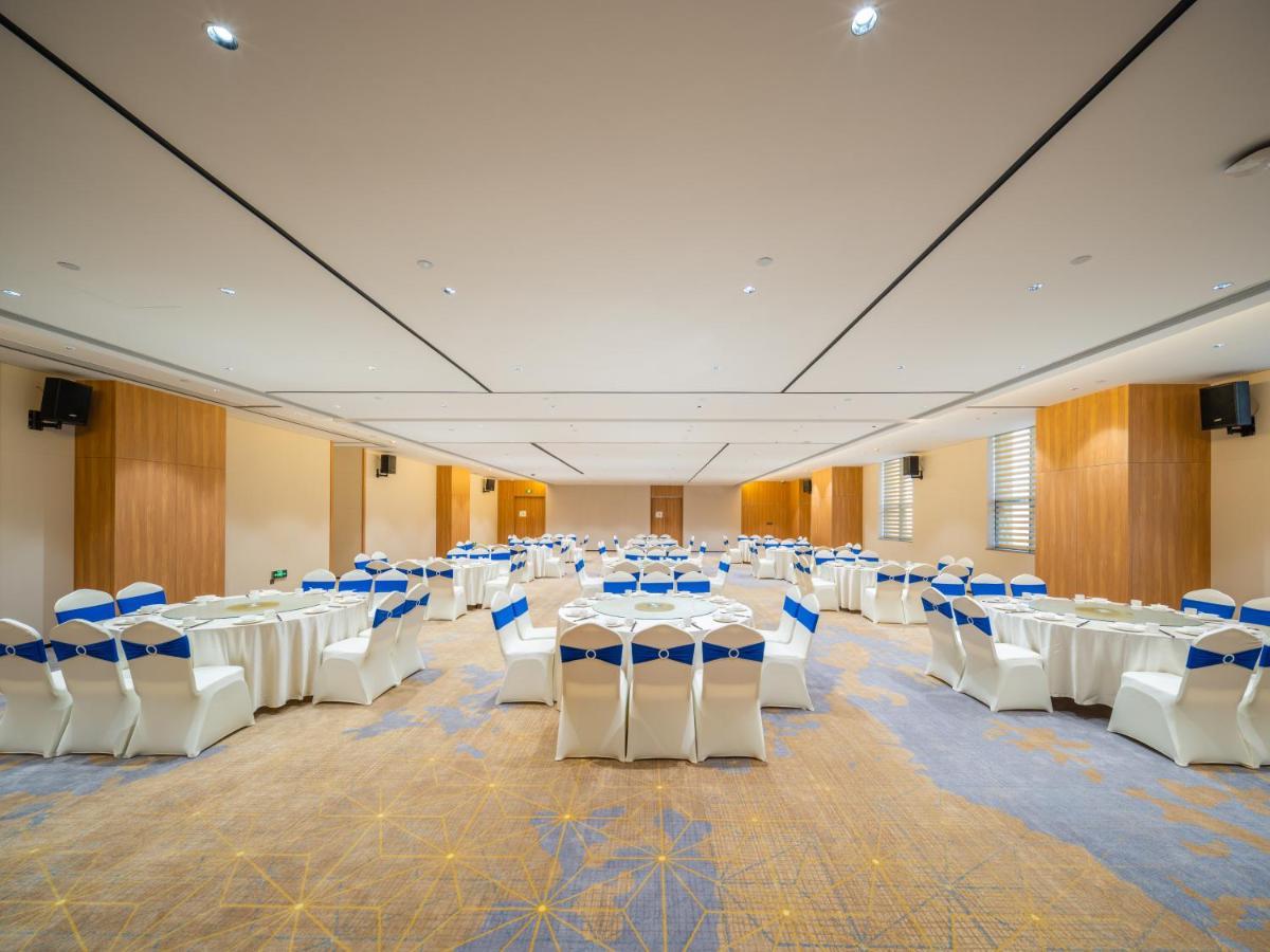Holiday Inn Express Nanning Jiangnan By Ihg Εξωτερικό φωτογραφία