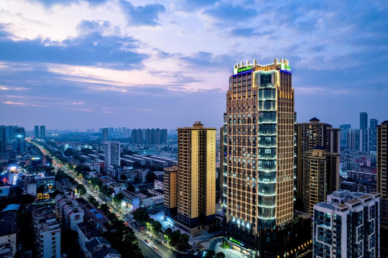 Holiday Inn Express Nanning Jiangnan By Ihg Εξωτερικό φωτογραφία